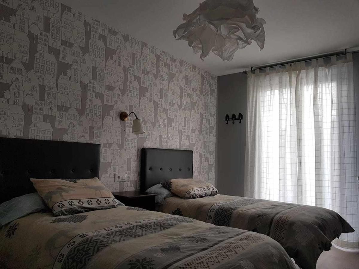 Serendipia Apartamentos 3 Logrono Bagian luar foto