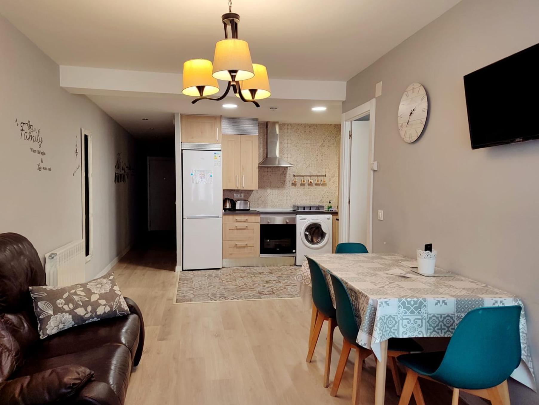 Serendipia Apartamentos 3 Logrono Bagian luar foto